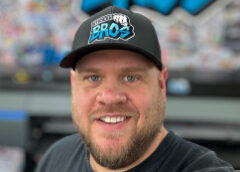 StickerBros: Mastering The Wide-Format Sticker Game