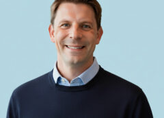 Former Wayfair Chief Commercial Officer Dave DeSandre Joins VistaPrint