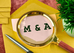 iCoStore Acquires Custom Concepts, Inc.