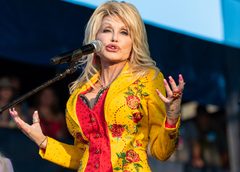 Dolly Parton: Print and Mail Superstar